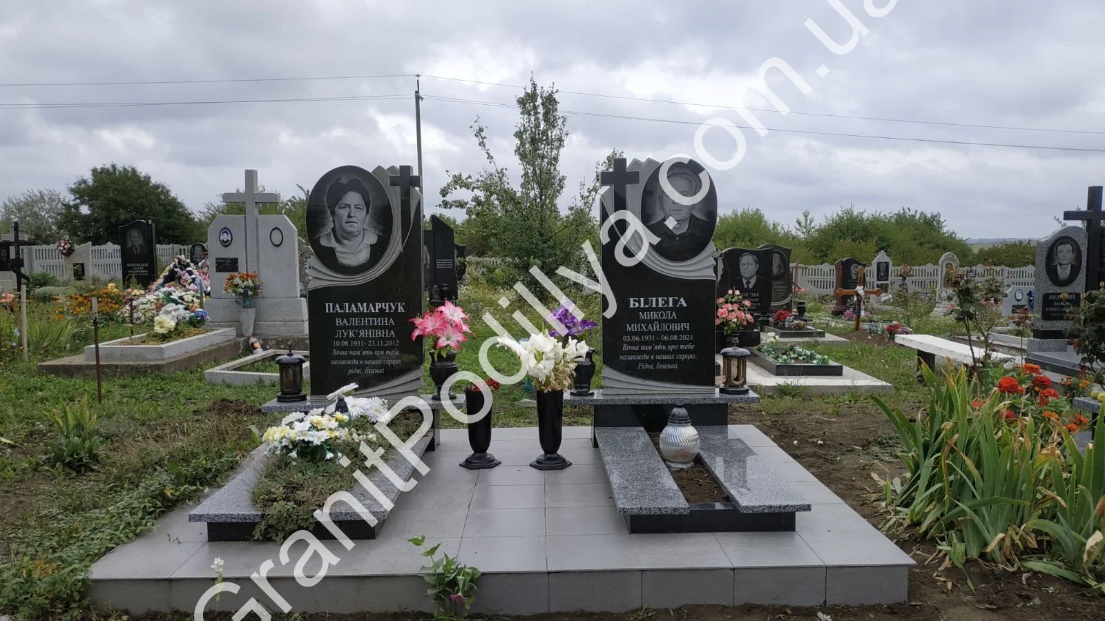 Подвійний пам'ятник з граніту - Кам'янець-Подільський | GranitPodillya